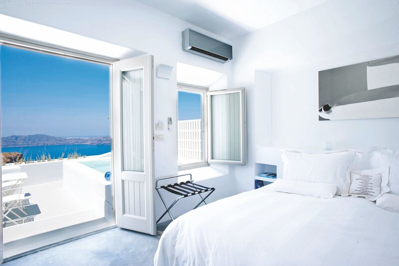 White Bedroom with Sea View