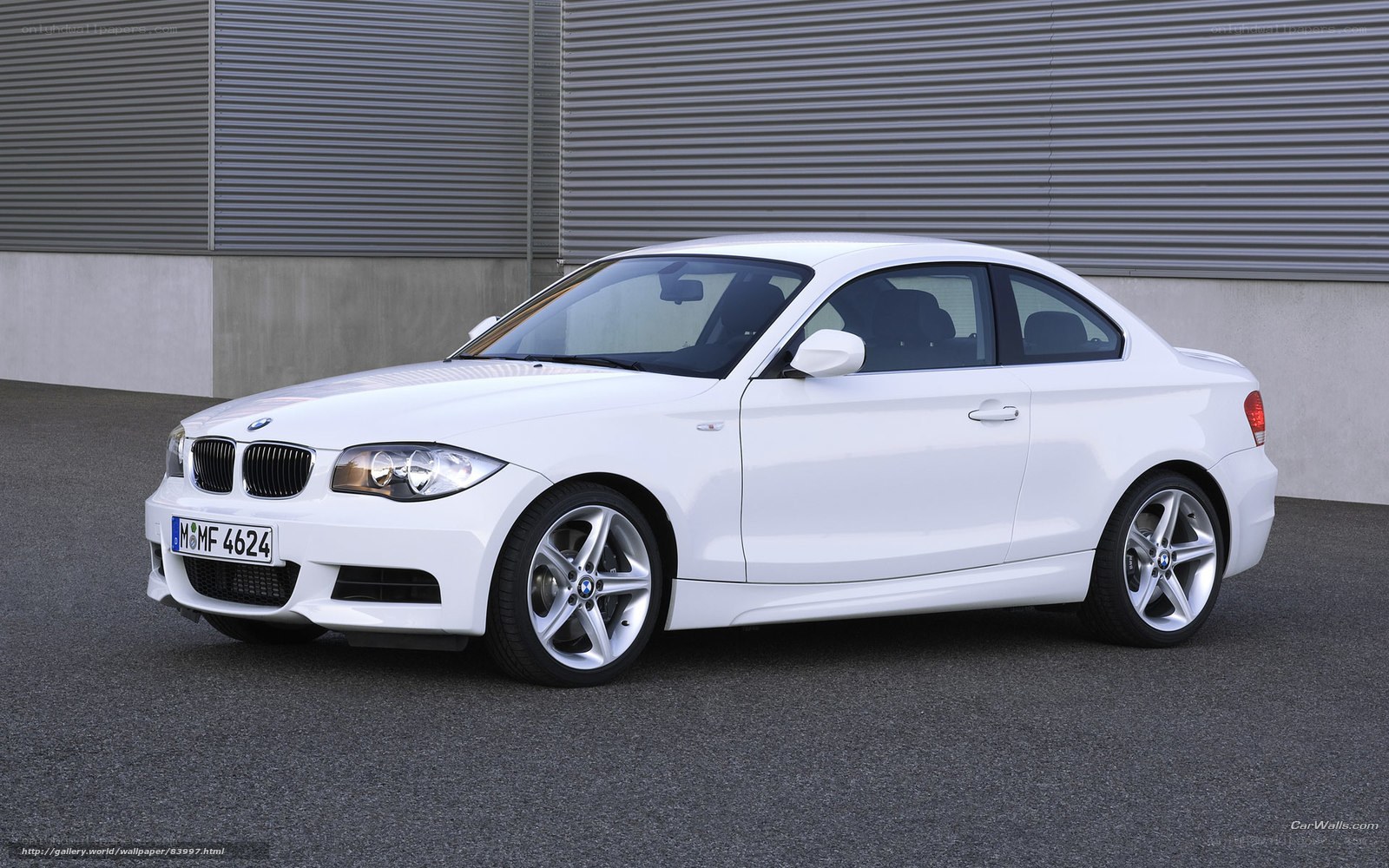 white bmw 1-series coupe