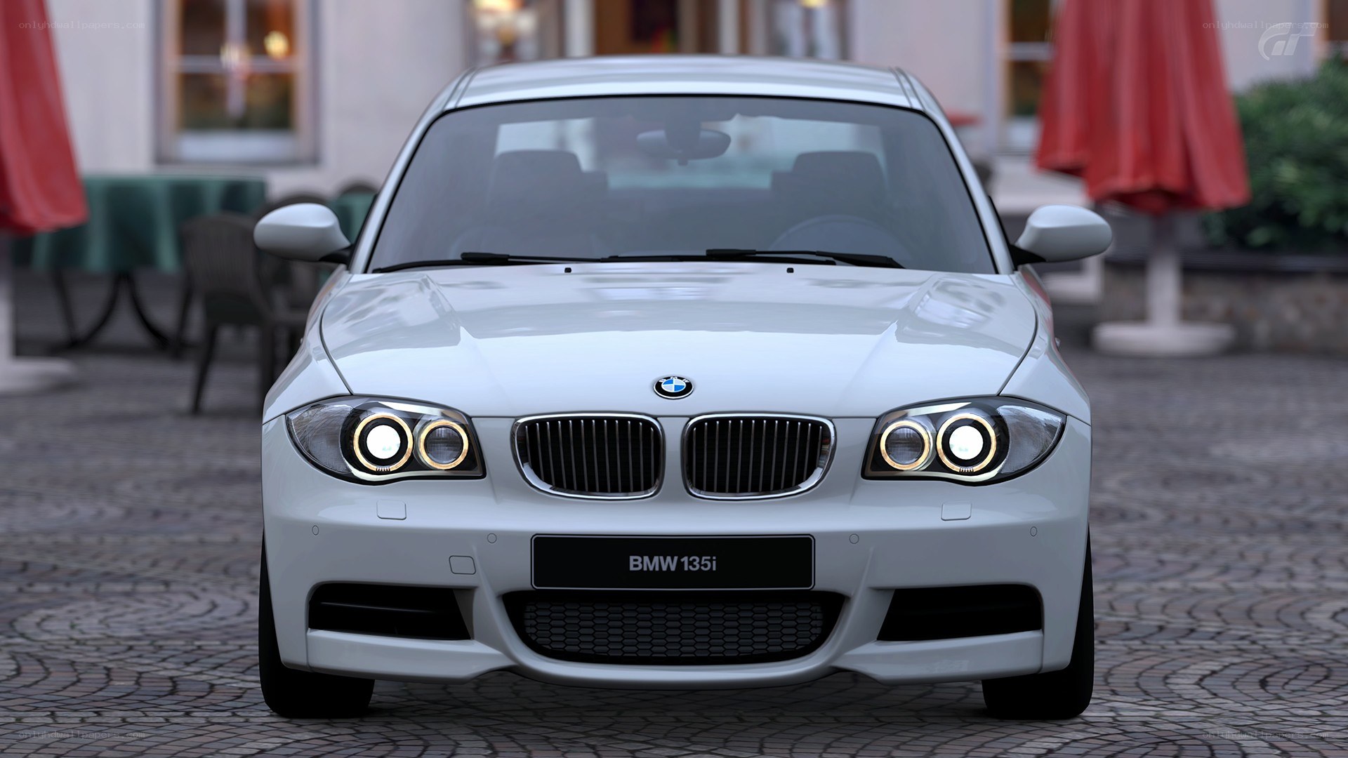 White BMW 135i car