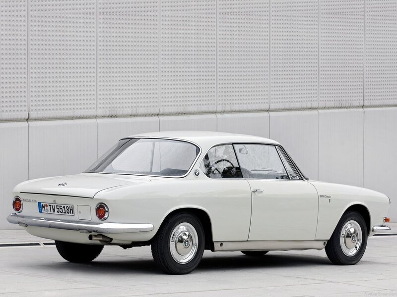 White BMW 2000 CS