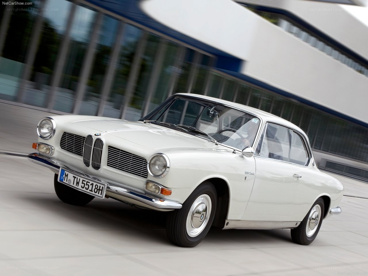White BMW 3200 CS in motion