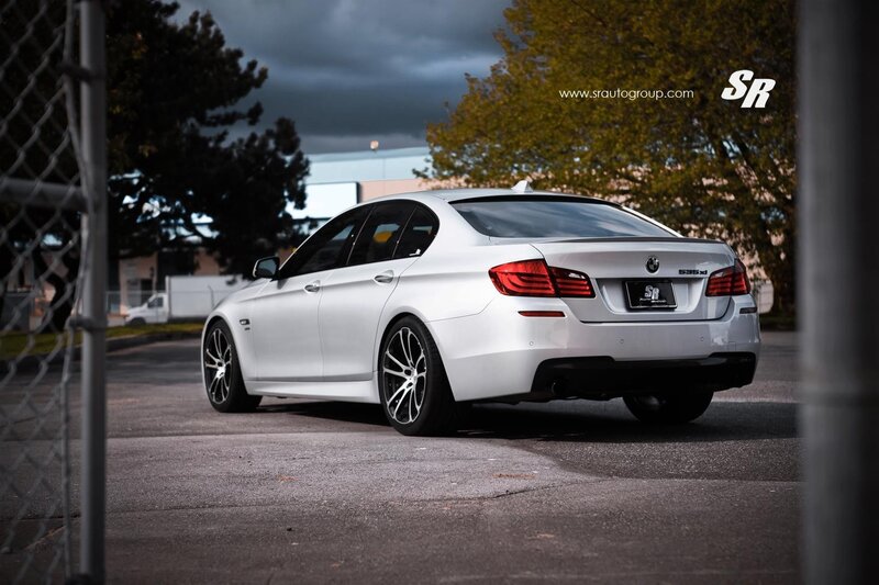 white bmw 535xi sedan