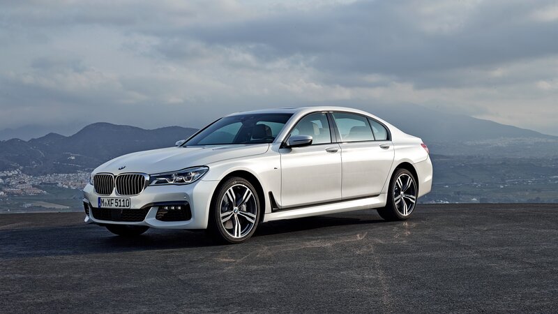 White BMW 7-series — Dramatic