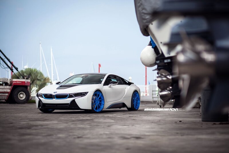 White BMW I8 Car — Dramatic