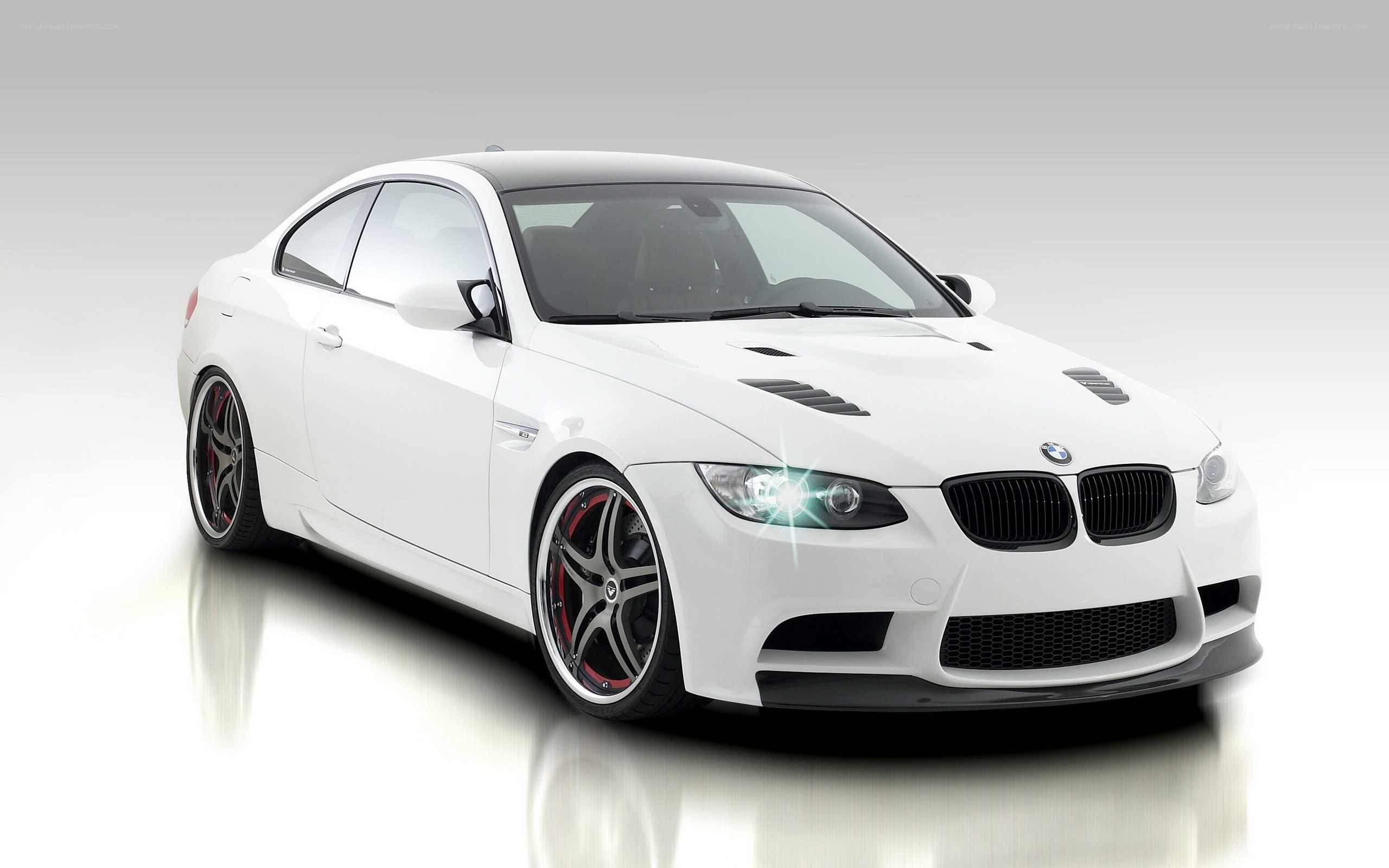 white bmw m3 coupe