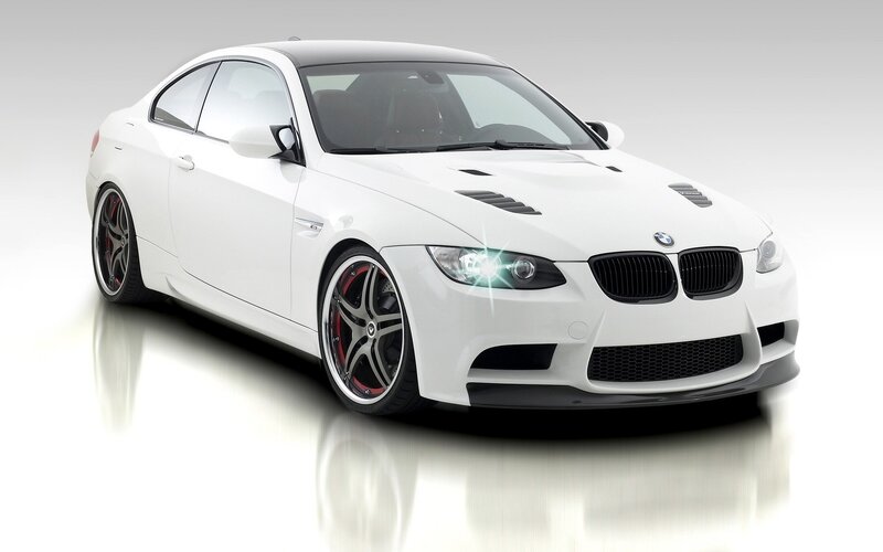 white bmw m3 coupe