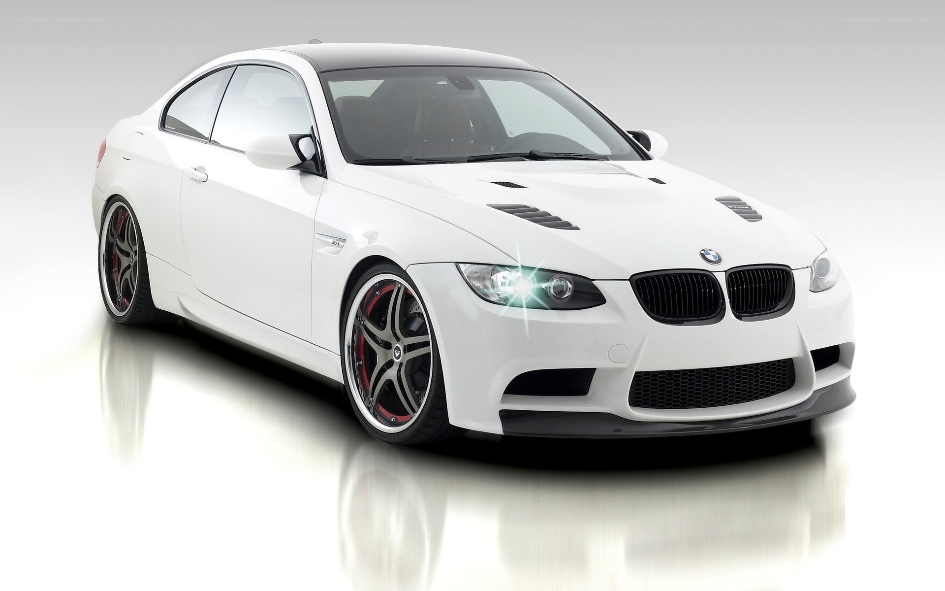 white bmw m3 coupe