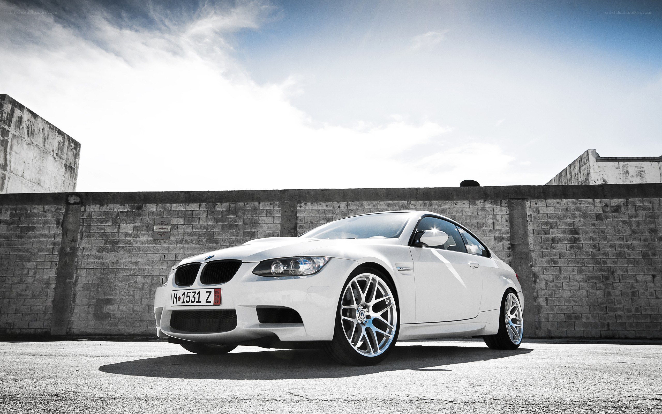white bmw m3 coupe
