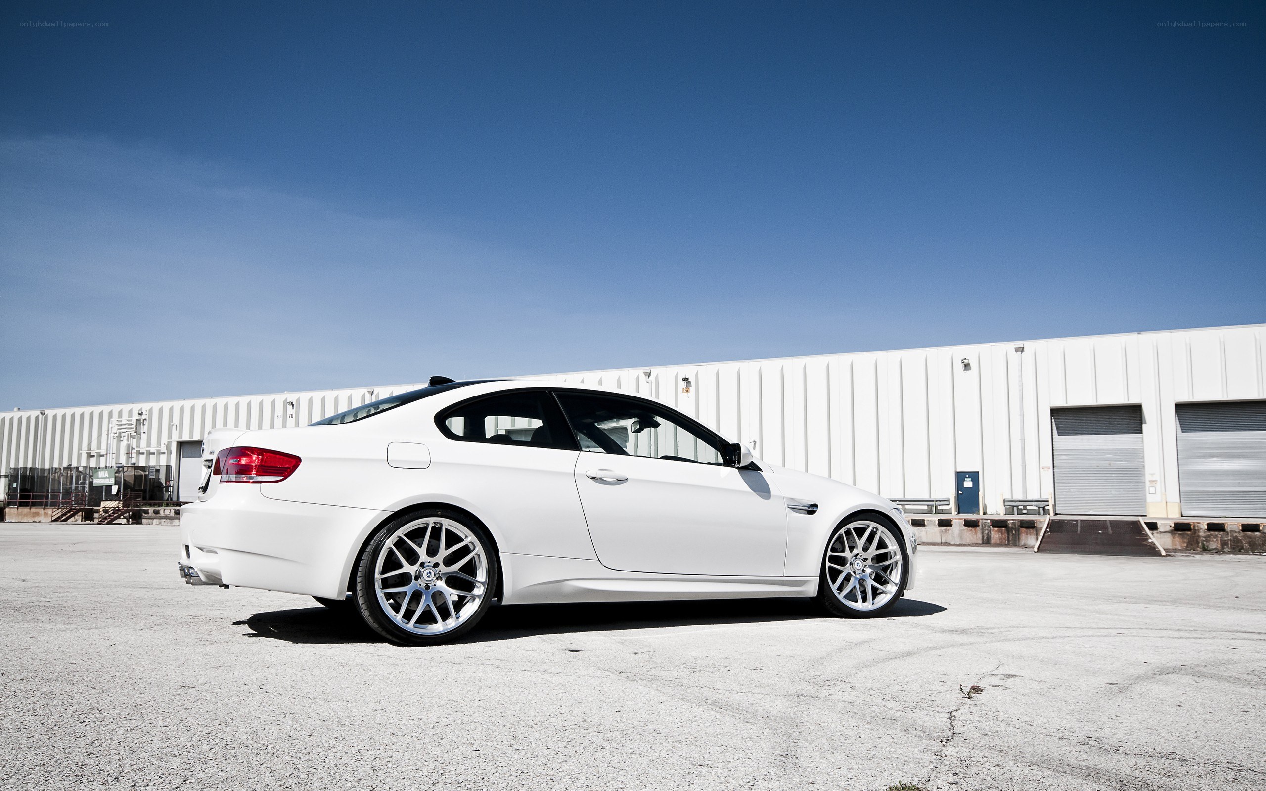 white bmw m3 coupe