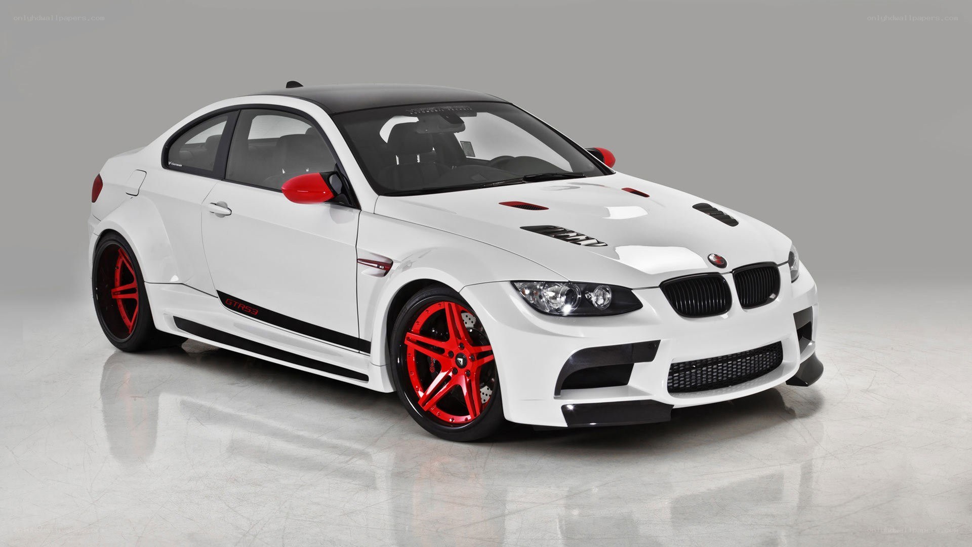 white bmw m3 coupe