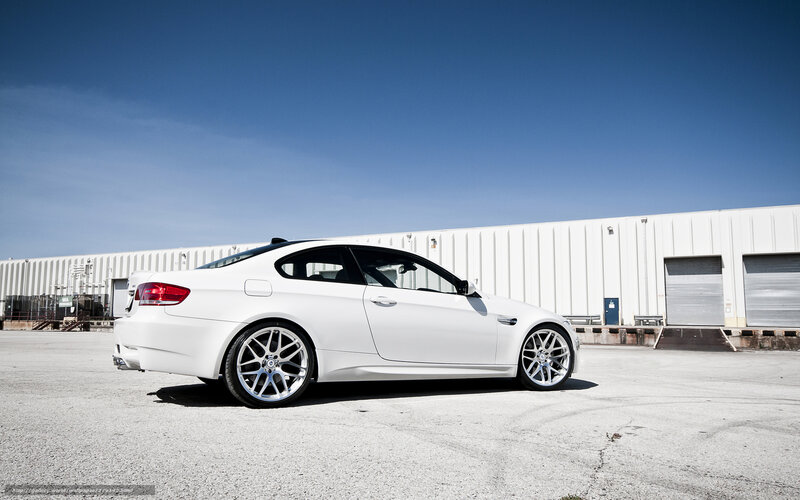 white bmw m3 coupe
