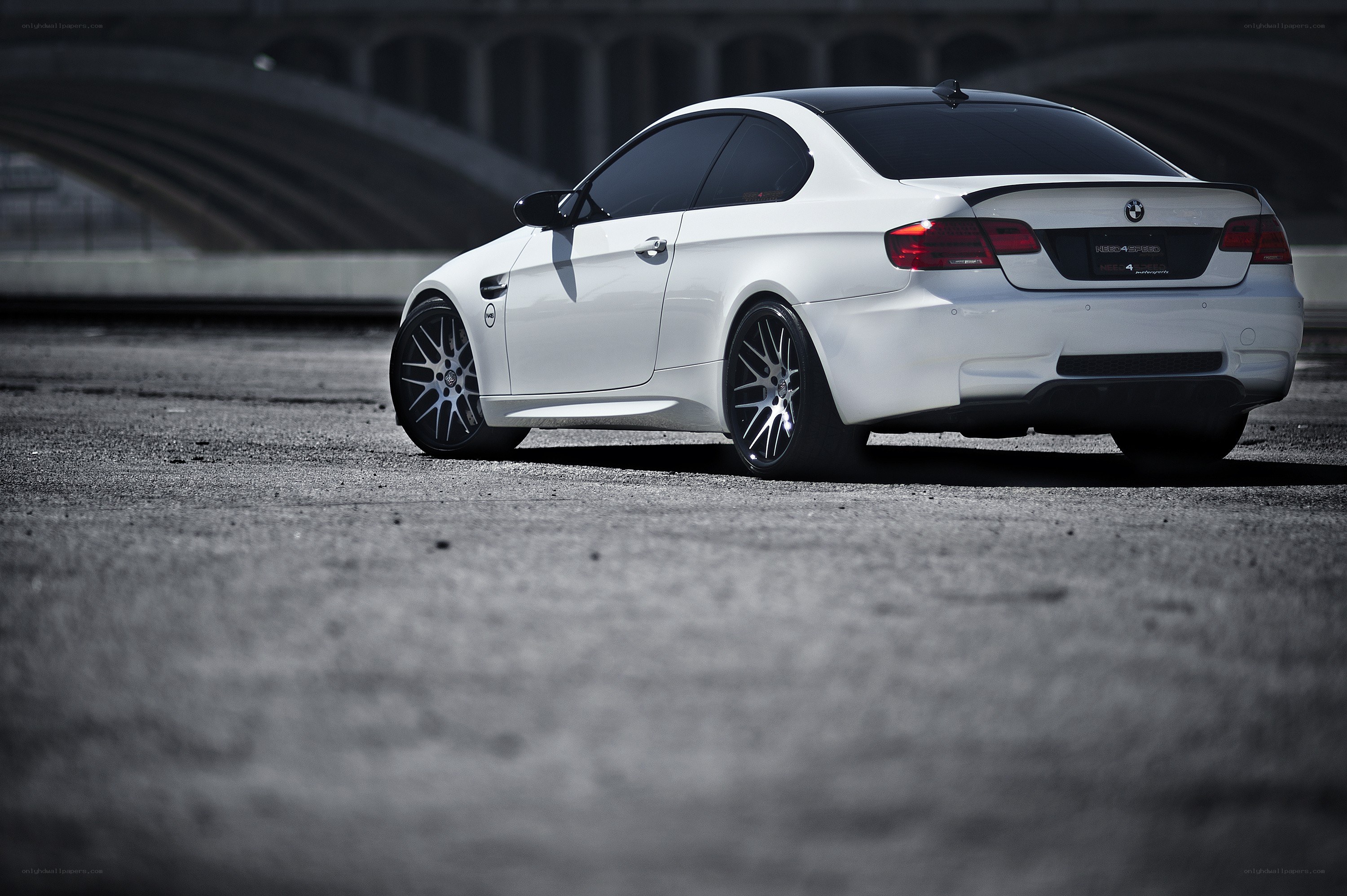 white bmw m3 coupe