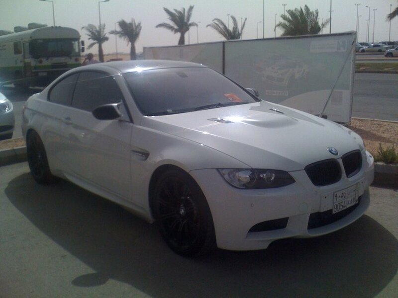white bmw m3 coupe