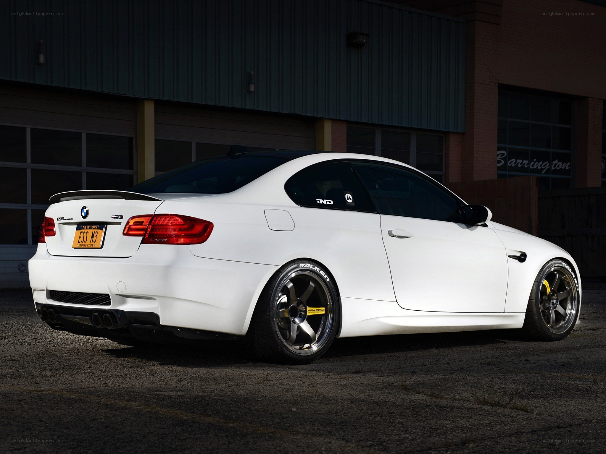 white bmw m3 coupe
