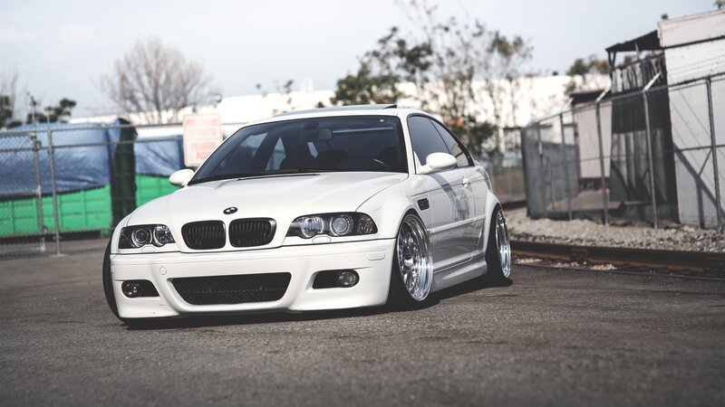 white bmw m3 coupe