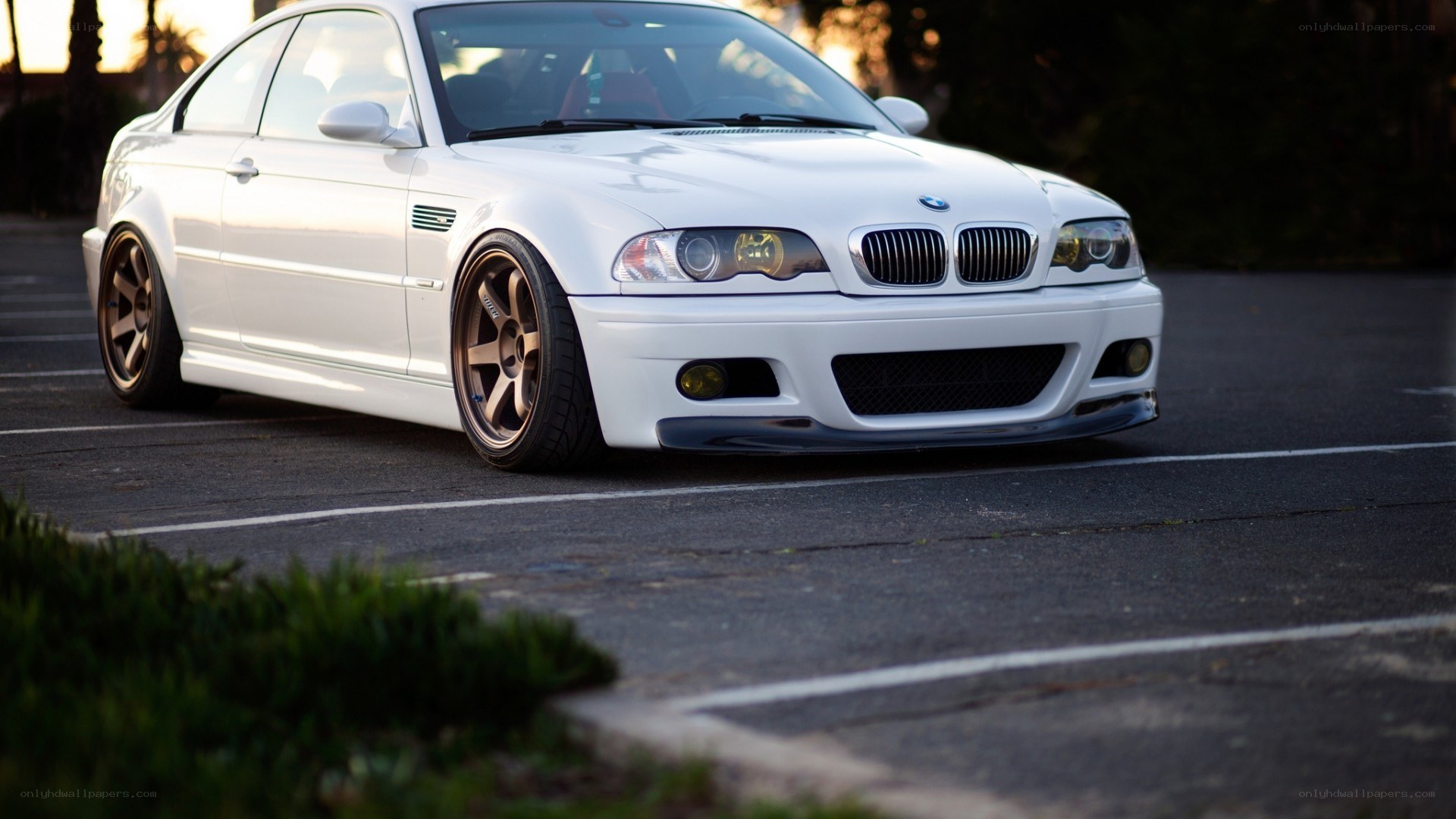 white bmw m3 coupe