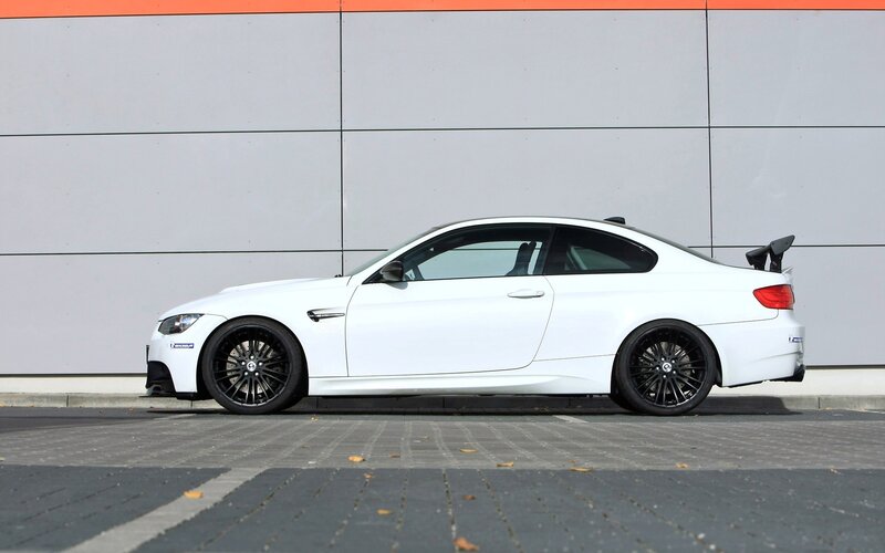White BMW M3 Coupe — Neutral, Autumn