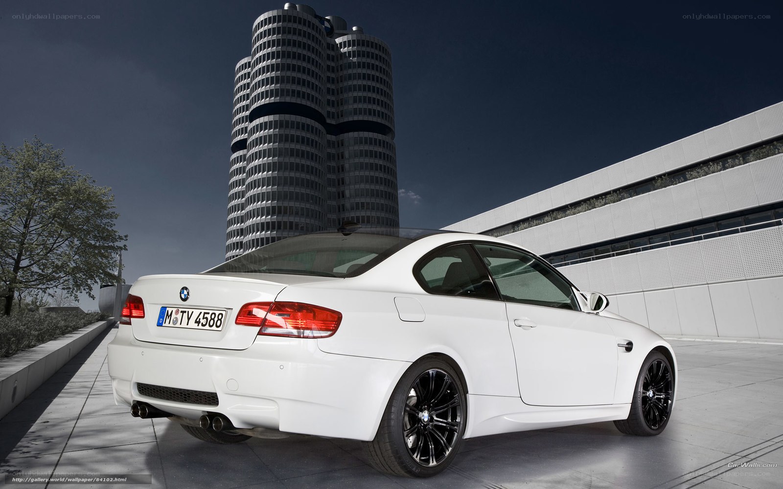 white bmw m3 coupe