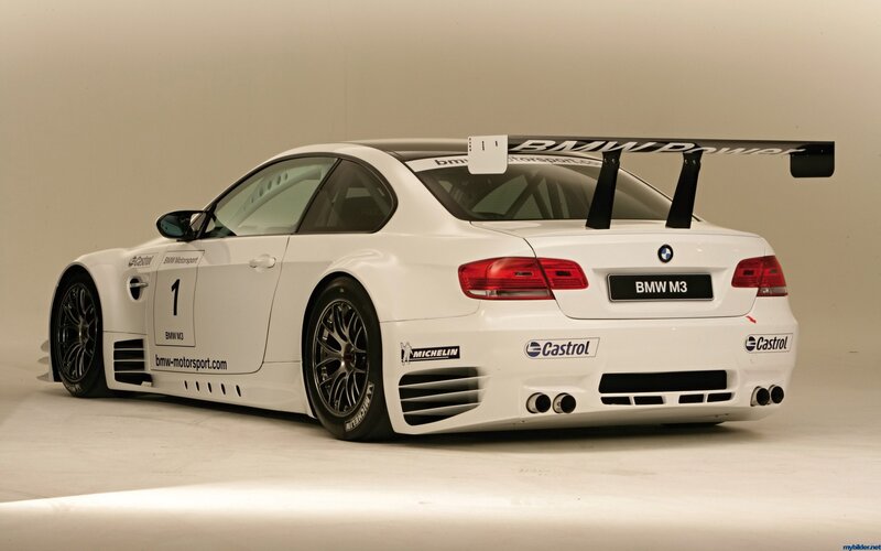 white bmw m3 race car