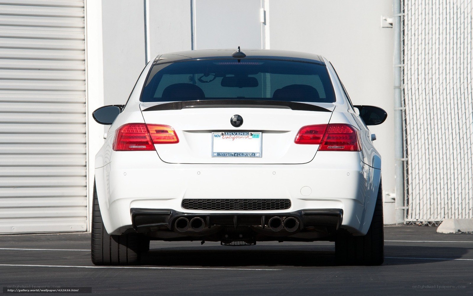 white bmw m3 rear view