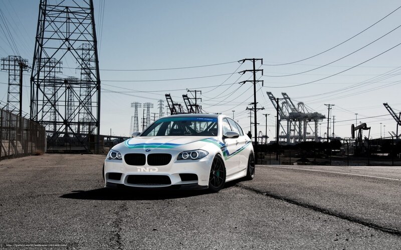 white bmw m5 race car