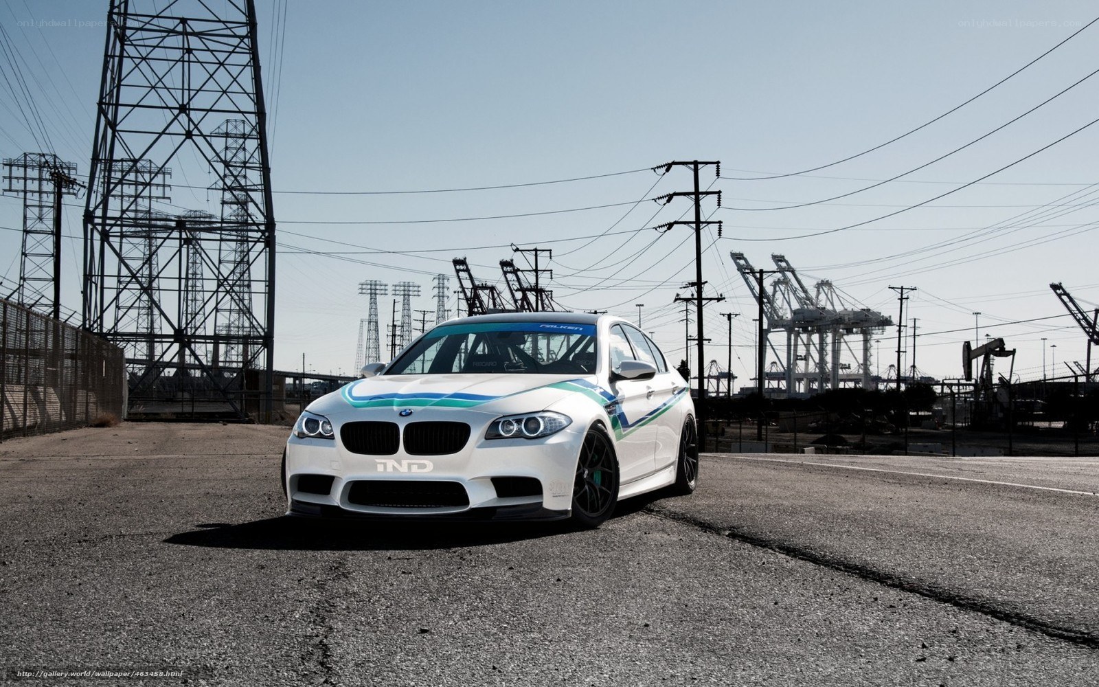 white bmw m5 race car