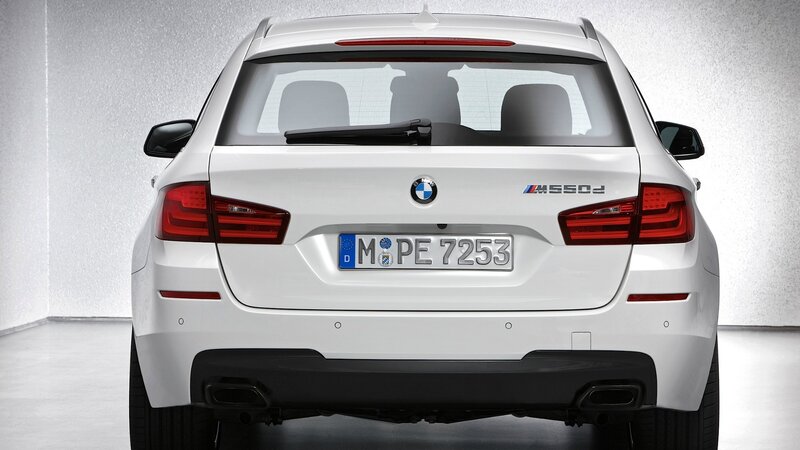White BMW M550d — Neutral, Photograph
