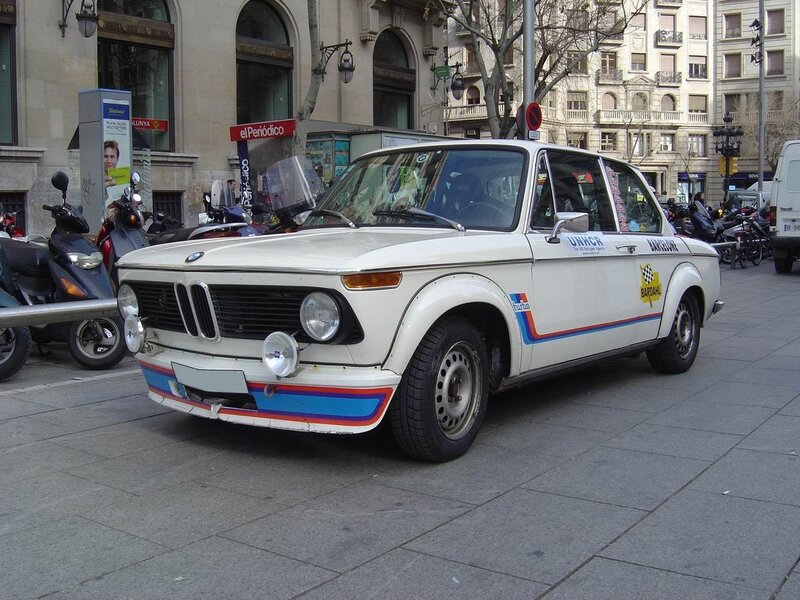 White BMW rally car in Barcelona