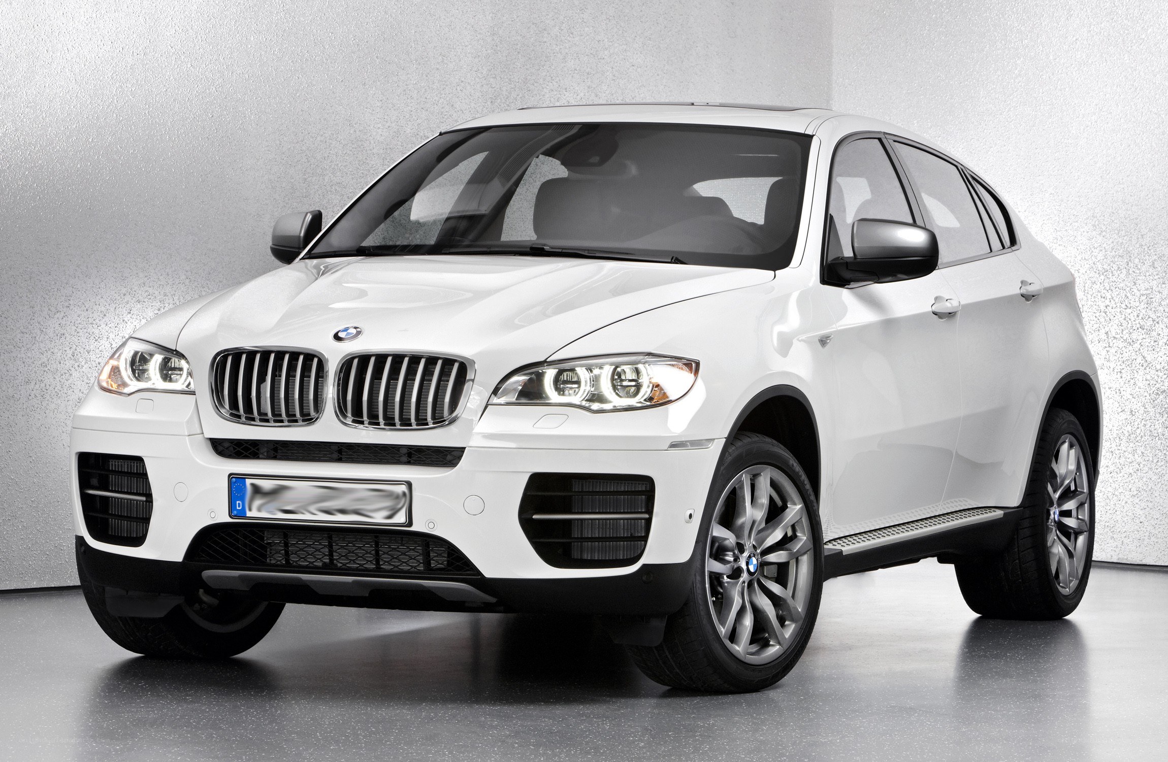 white bmw x6 suv