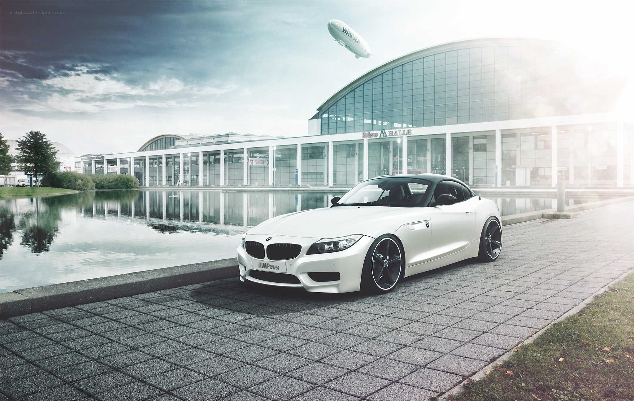 White BMW Z4 M Power