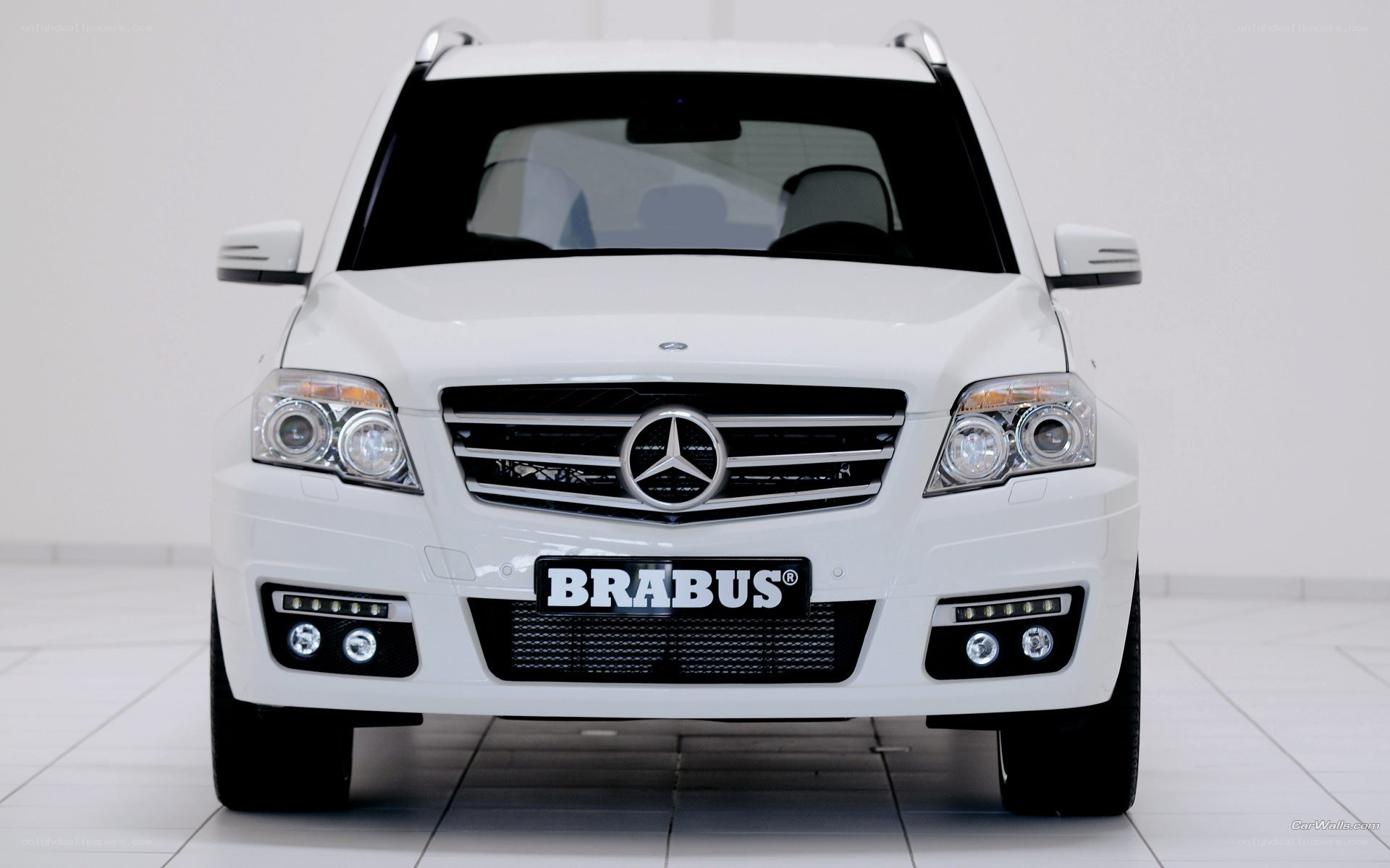 white brabus mercedes suv