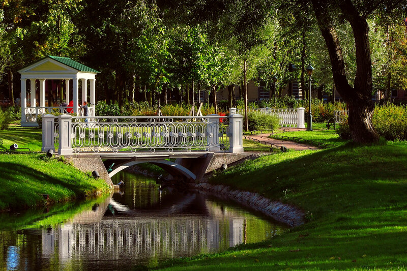 White Bridge over Canal — Green