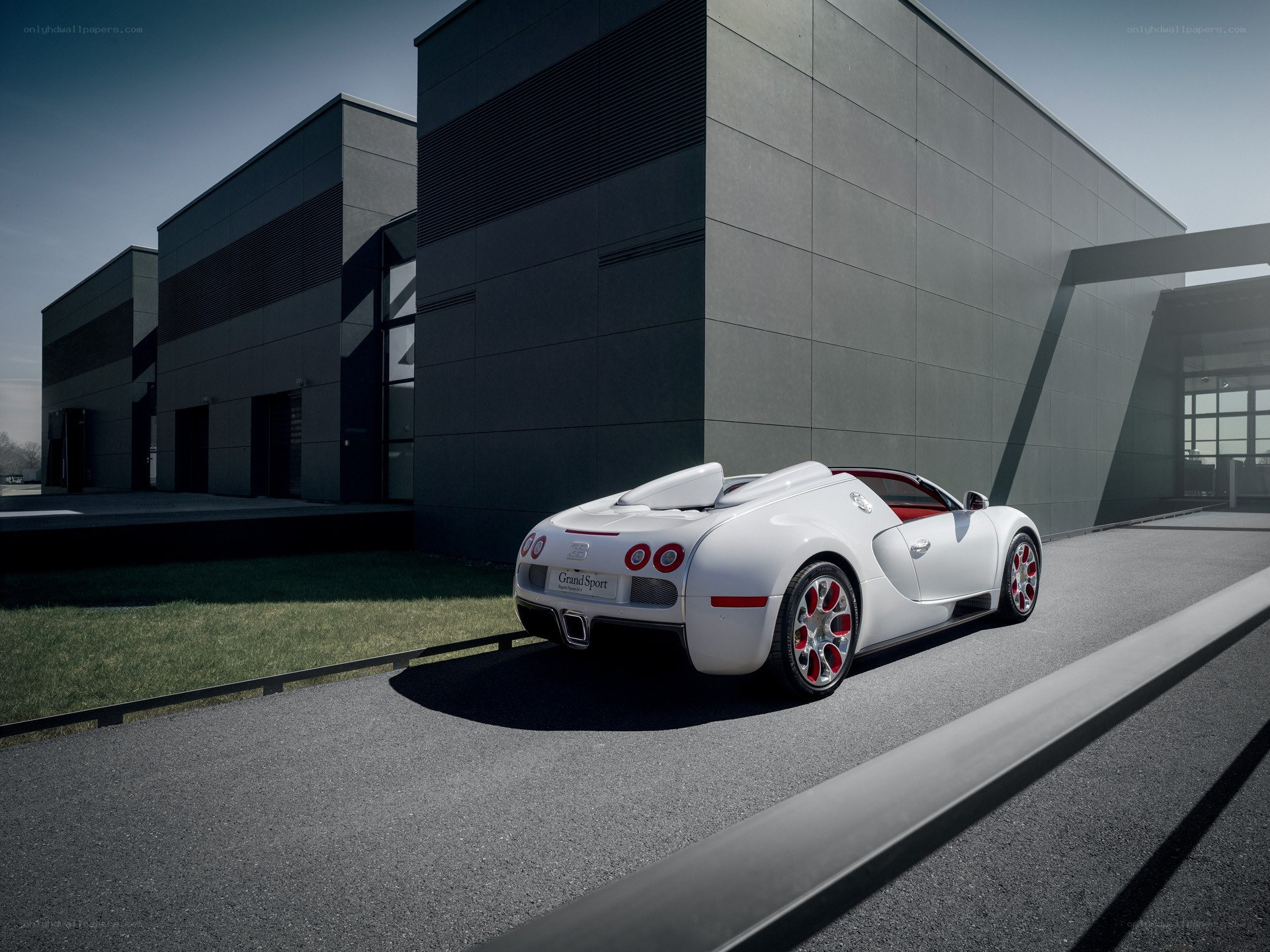 White Bugatti Grand Sport