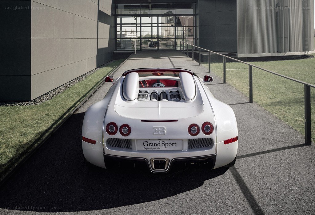White Bugatti Grand Sport