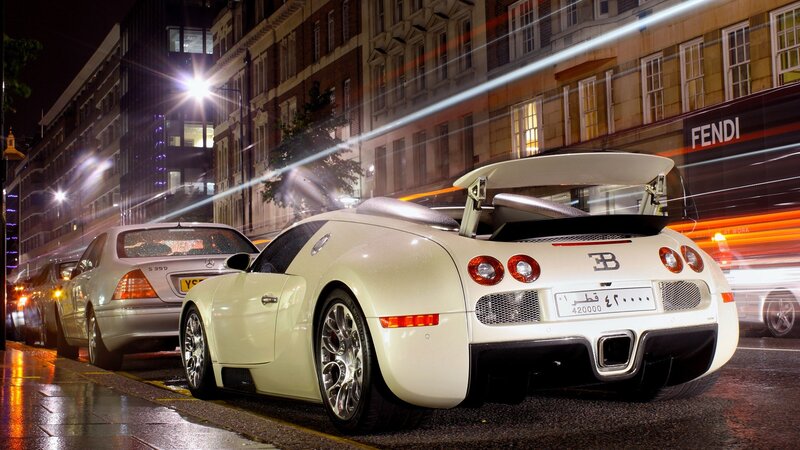 White Bugatti Veyron at night