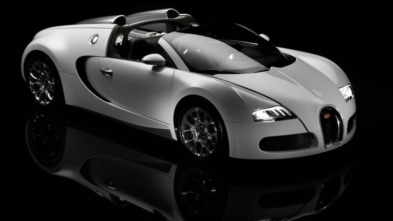 White Bugatti Veyron — Black, Dramatic