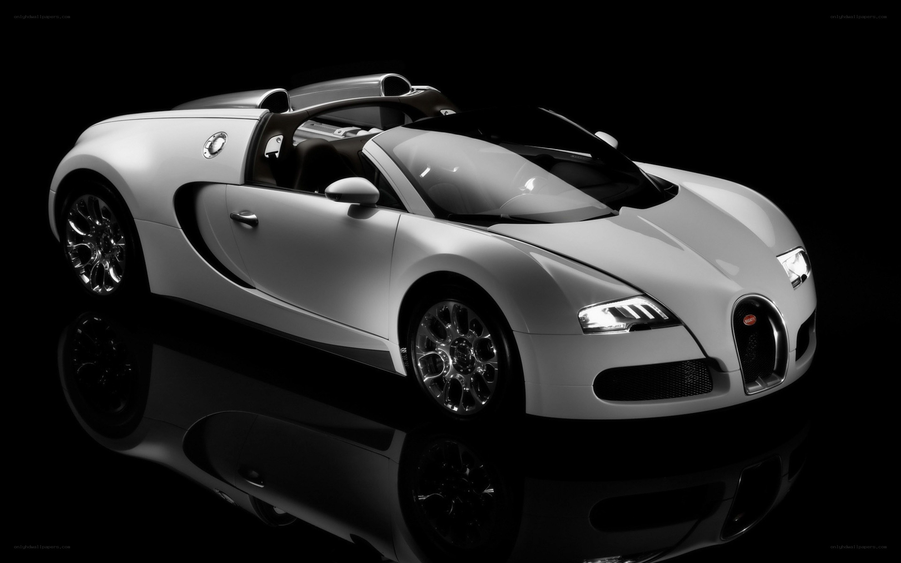 White Bugatti Veyron convertible