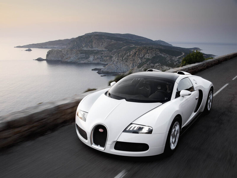 White Bugatti Veyron — Dynamic, Sunset