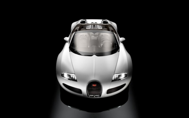 White Bugatti Veyron — Headlights