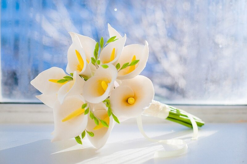 White Calla Lilies Bouquet — Serene, Winter