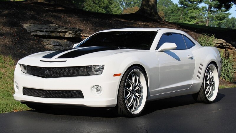 White Camaro Car — Calm, Afternoon, Photograph, Tree