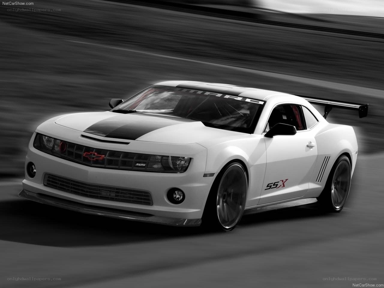 white camaro ssx race car