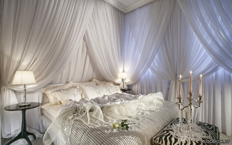White Canopy Bed
