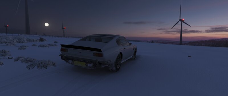 White Car in Snow — Blue