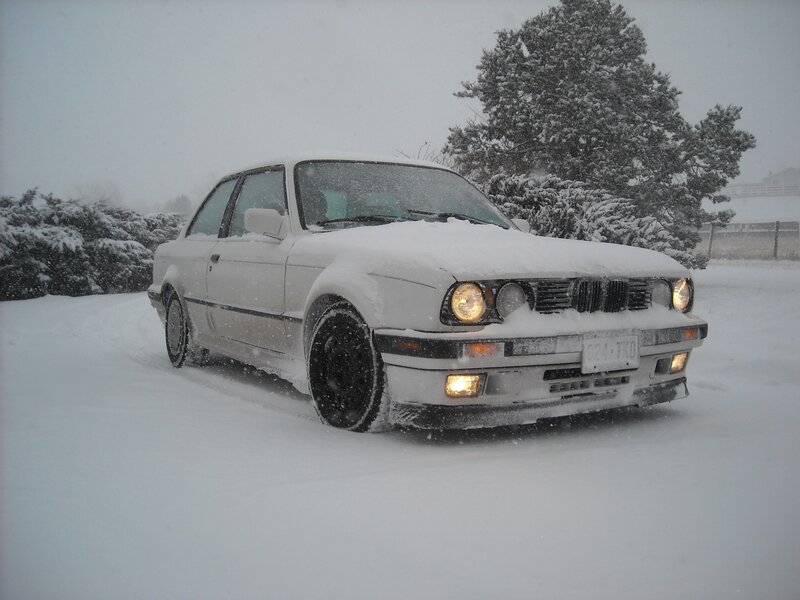 White Car in Snow — Cold, Wintry