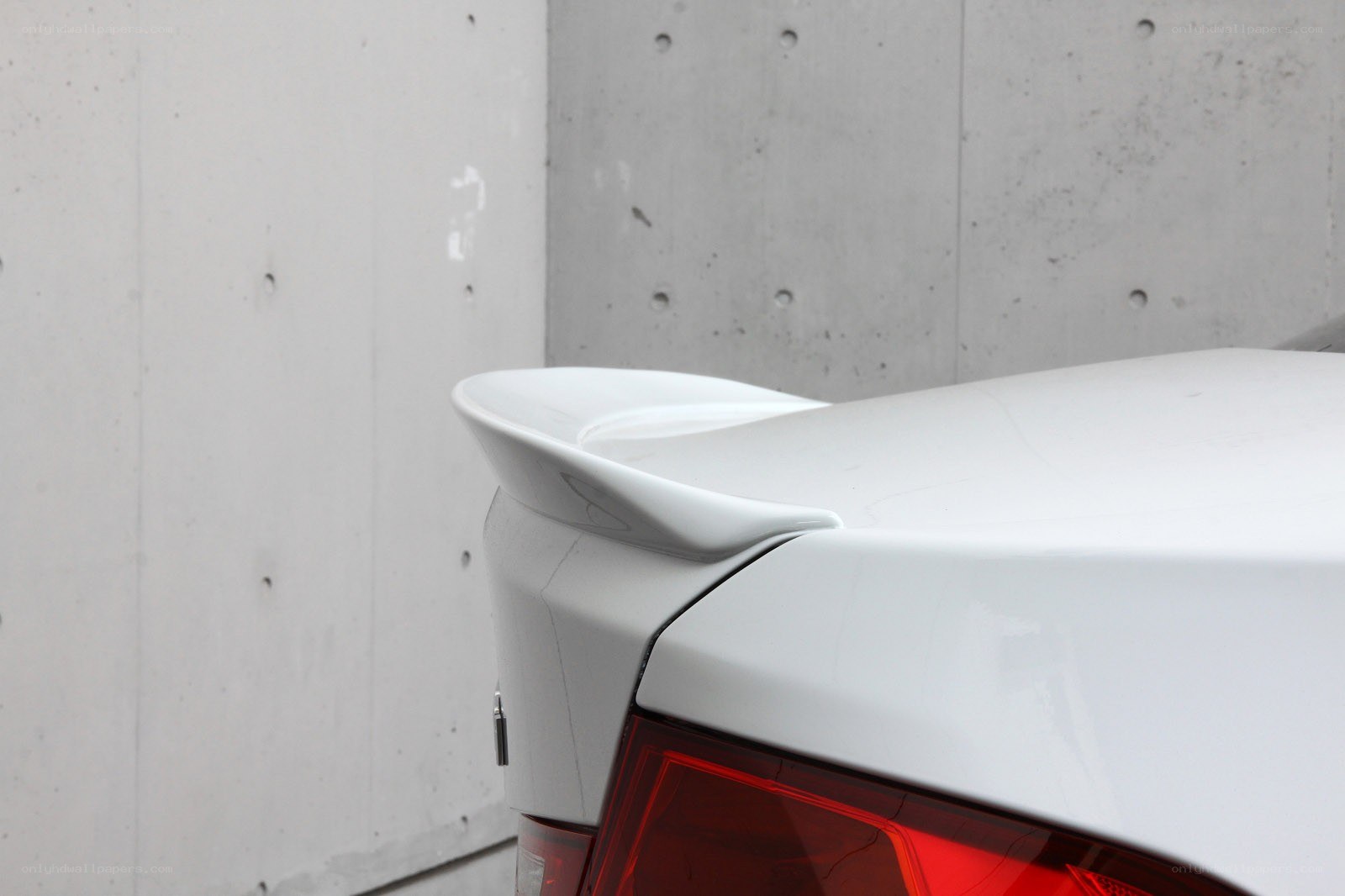 white car rear spoiler
