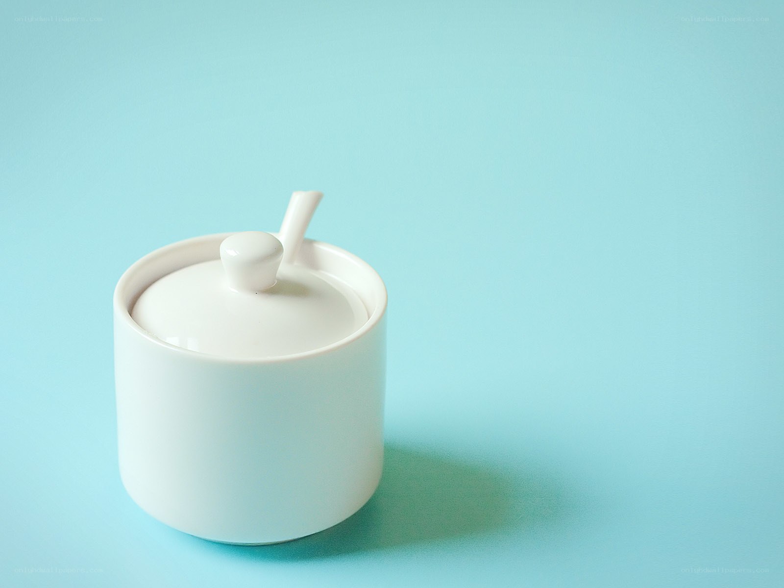 White ceramic sugar bowl