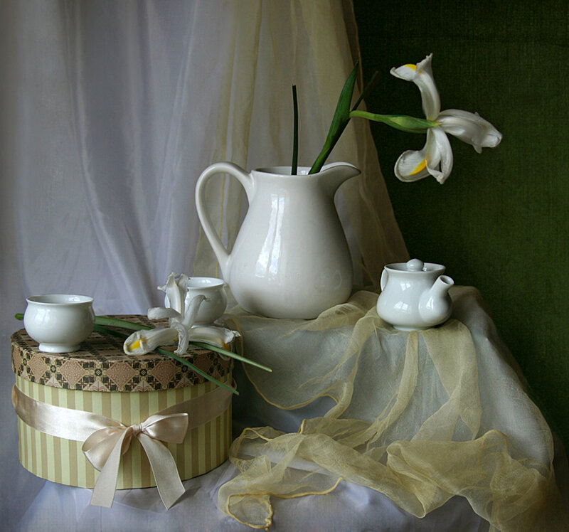 White Ceramic Tea Set