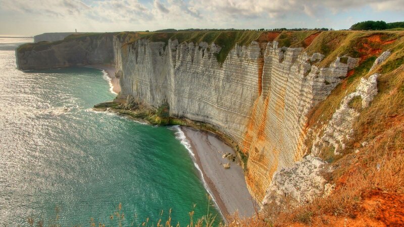 White Chalk Cliffs — Dramatic