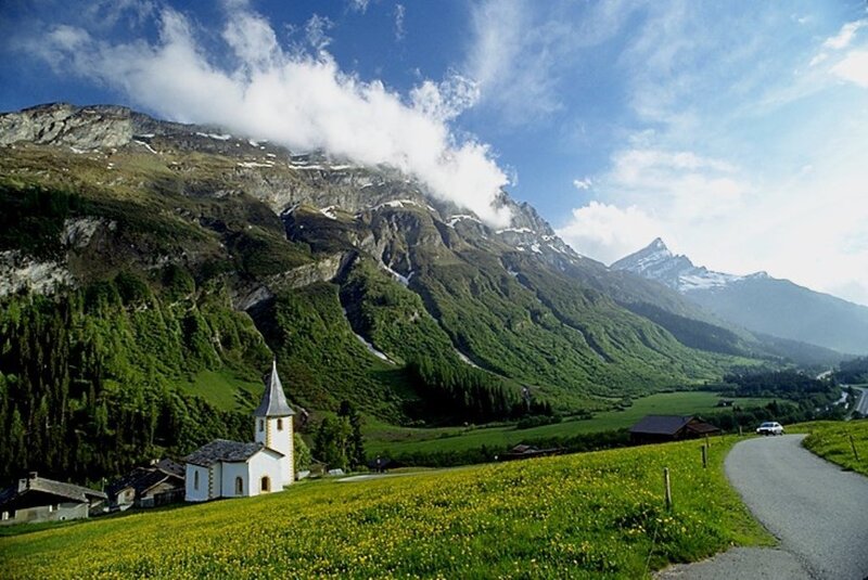 White Chapel in Valley